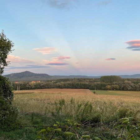 Stupa-Rezi-Tatika-Haz Lägenhet Zalaszanto Exteriör bild